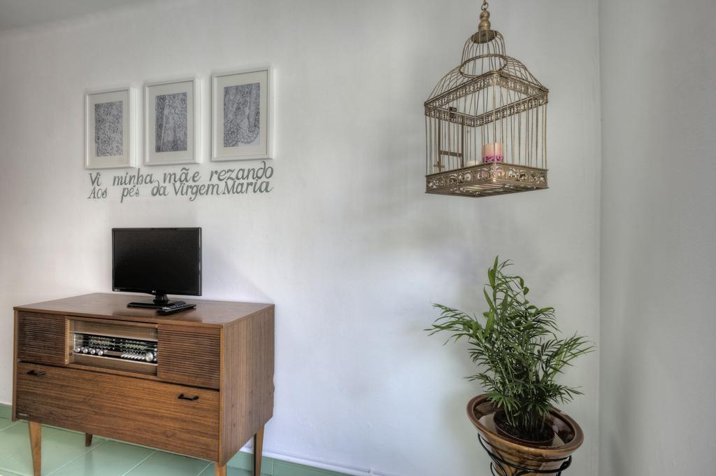 Stay Local In Alfama! Alice Central Home, Near River リスボン エクステリア 写真