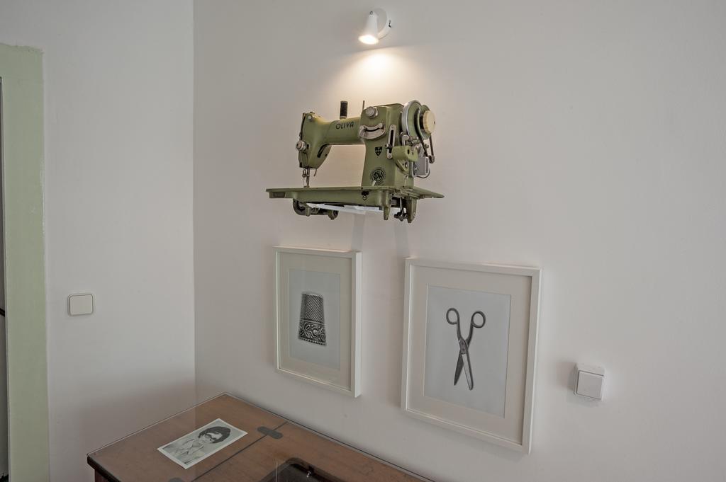 Stay Local In Alfama! Alice Central Home, Near River リスボン エクステリア 写真