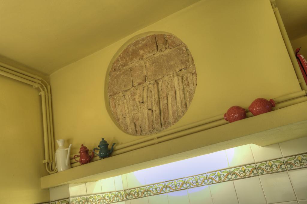 Stay Local In Alfama! Alice Central Home, Near River リスボン エクステリア 写真
