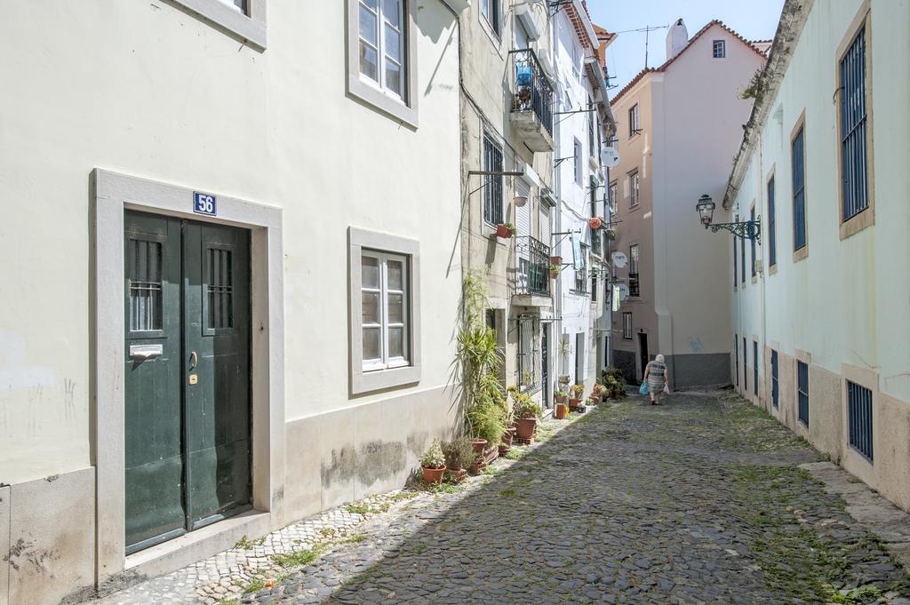 Stay Local In Alfama! Alice Central Home, Near River リスボン エクステリア 写真